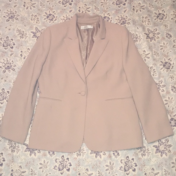 Tahari Jackets & Blazers - Tahari Beige Blazer Coat